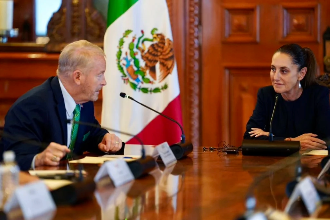 Sheinbaum revira a Embajador Johnson: EU también debe garantizar ambiente para la inversión, sin corrupción