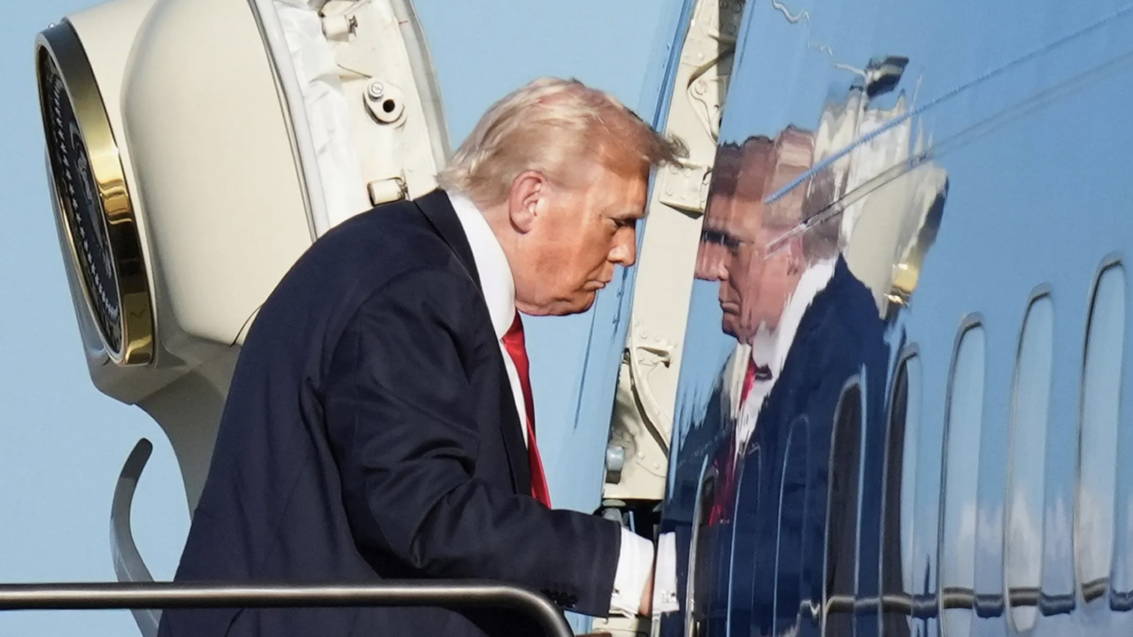 Trump ha pasado aproximadamente un tercio de su presidencia visitando sus propiedades