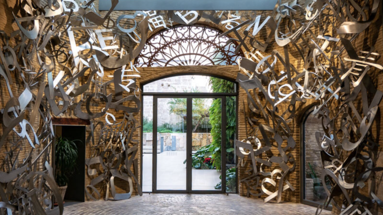 Conoce la Valencia que nunca has visto antes, la de arte callejero y arquitectura deslumbrante
