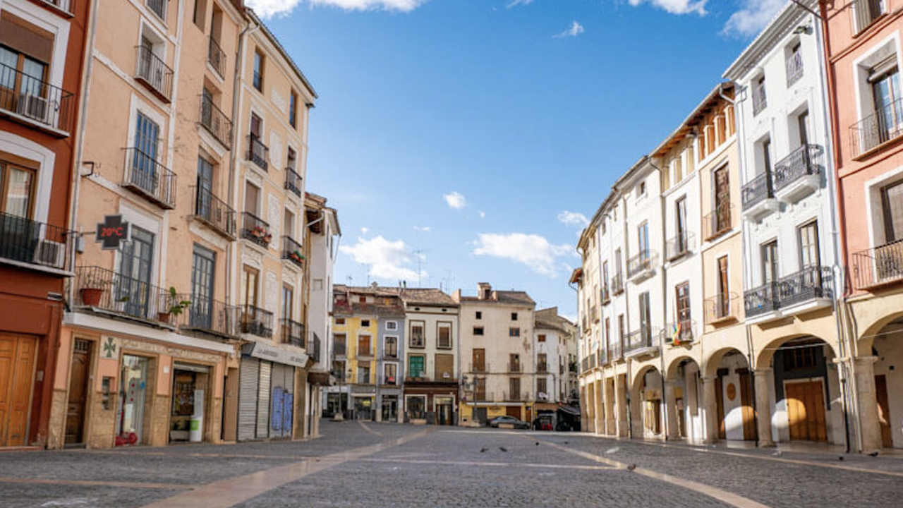 Valencia a fondo: te presentamos la encantadora Xàtiva, donde la calidez es factor común