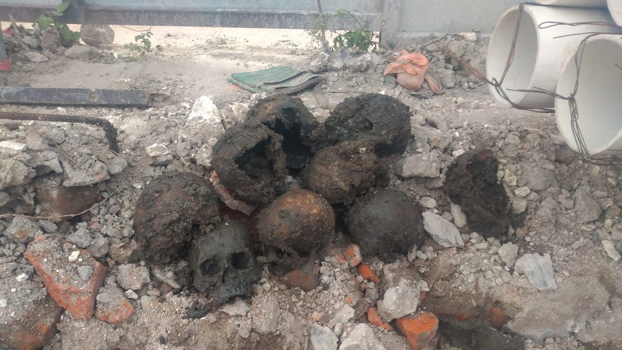 Fiscalía de la CDMX investiga restos óseos hallados en predio de antiguo panteón