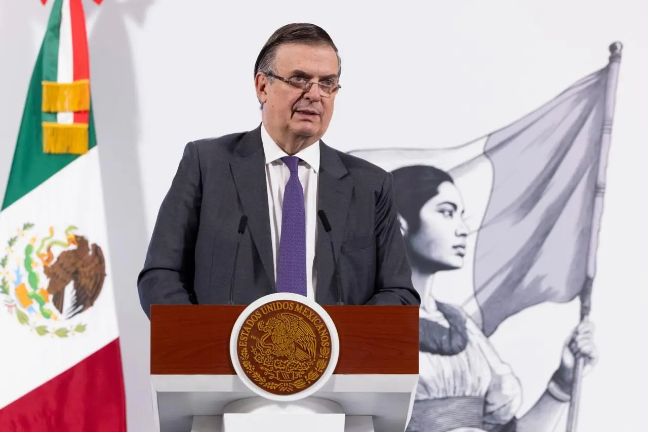 Cuatro farmacéuticas invertirán 560 mdd para ‘autosuficiencia’ médica en México