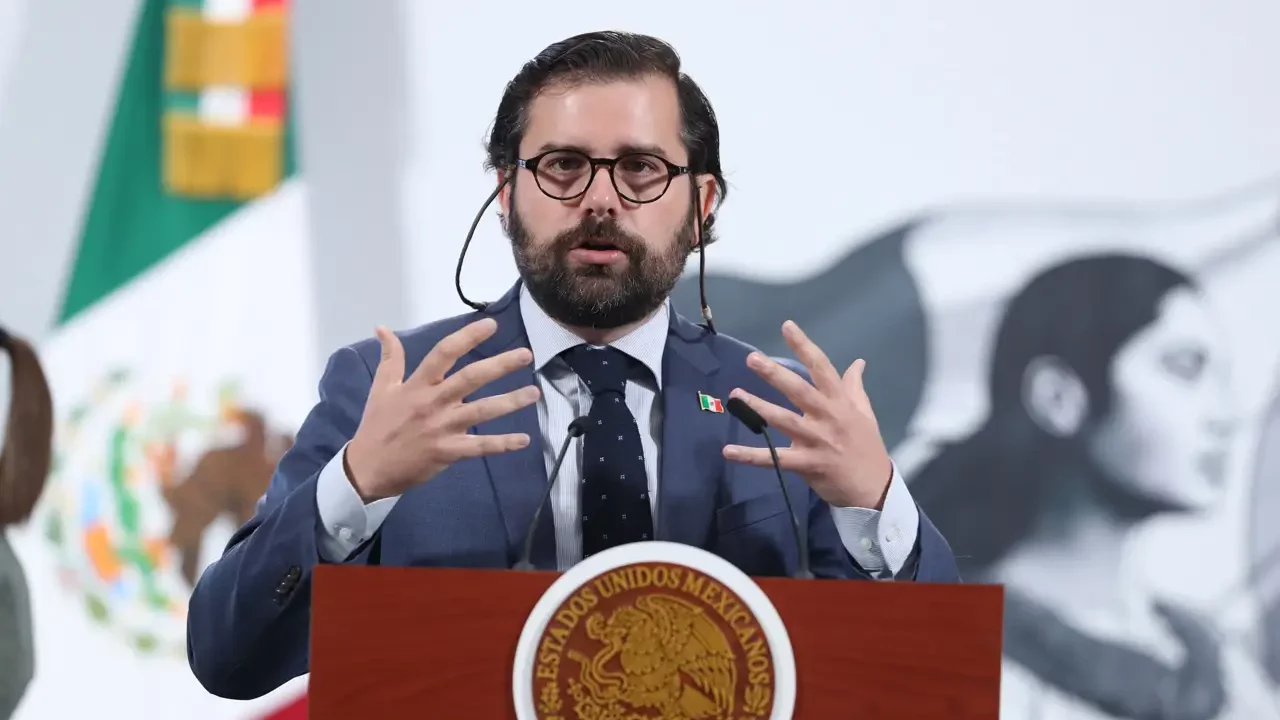 Gobierno de Sheinbaum apuesta por producción nacional de medicamentos genéricos para mejorar acceso y precios