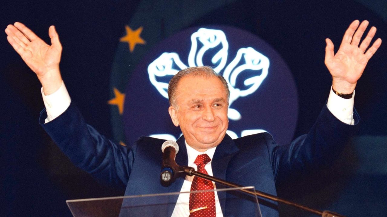 Muere a los 95 años Ion Iliescu, el primer presidente de la Rumanía democrática
