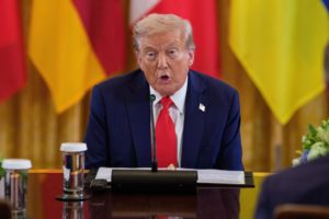 Trump garantías de seguridad Ucrania corte suprema poder Trump