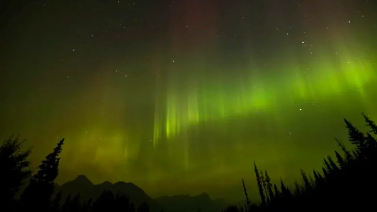 Pronóstico de auroras boreales: 10 estados de EU podrían ver el espectáculo la noche del lunes