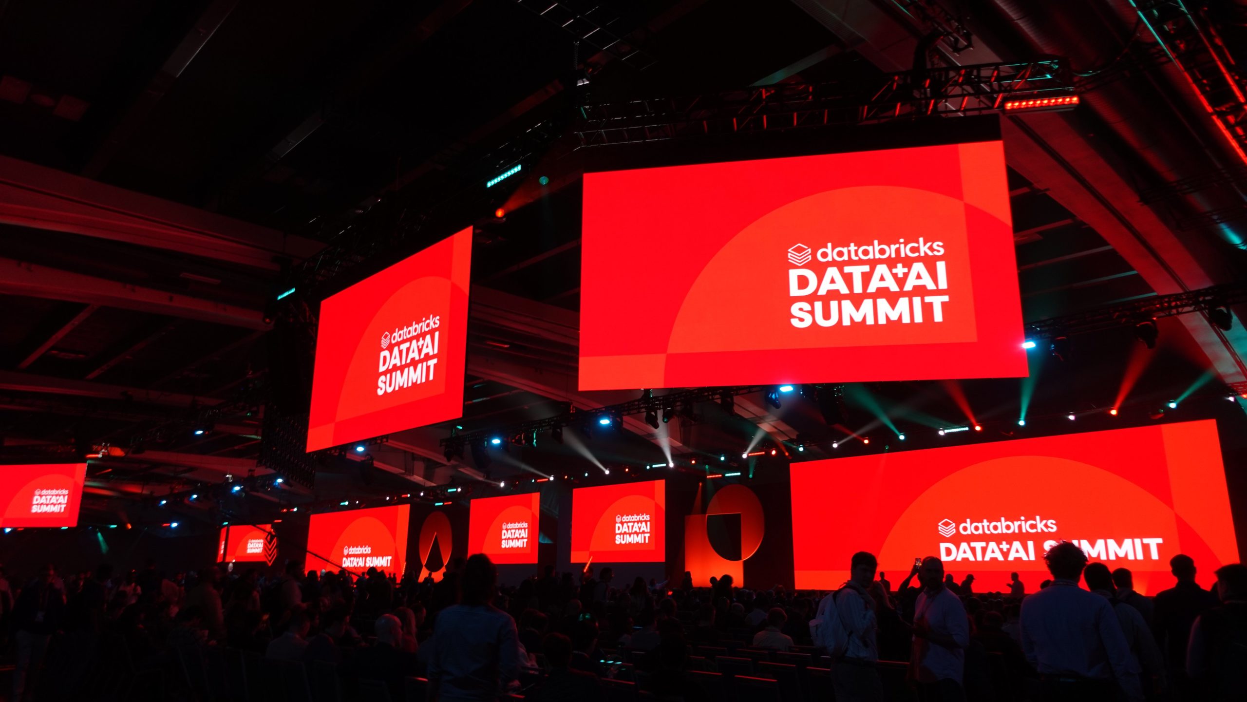 Databricks apunta a una valoración de más de 100,000 mdd mientras los inversores respaldan los planes de crecimiento de IA