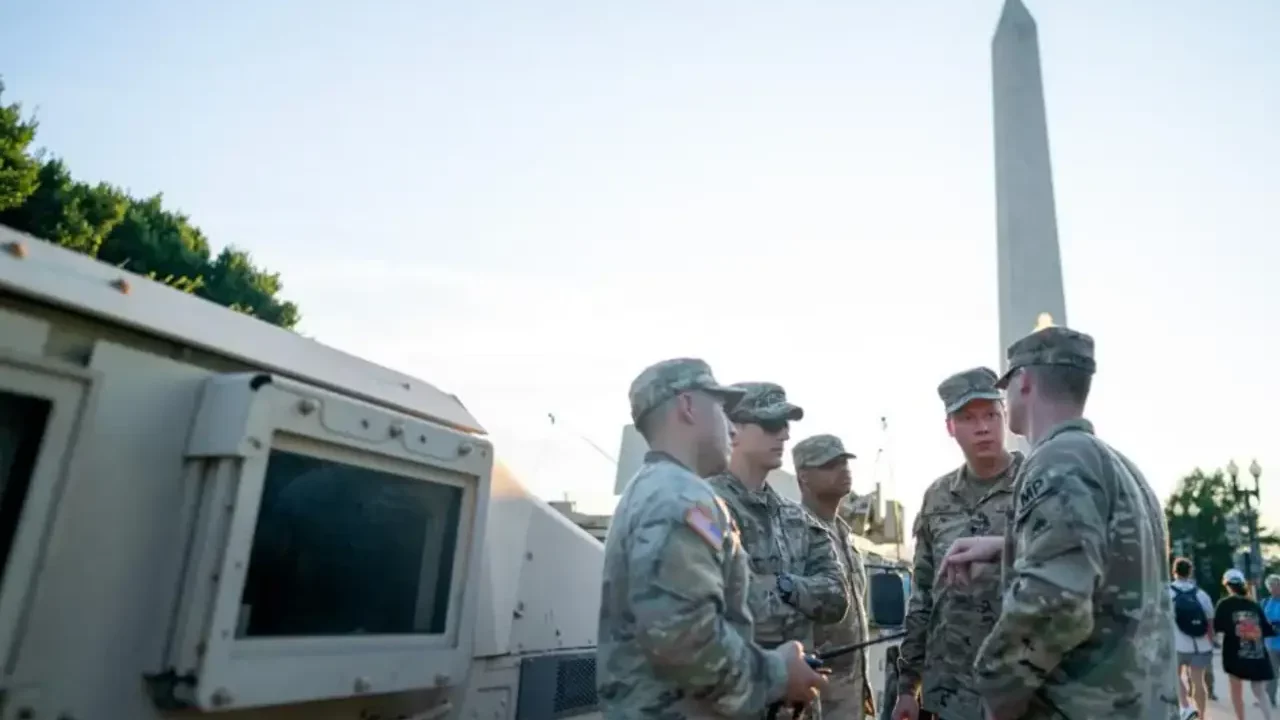 Más tropas de la Guardia Nacional estarán en Washington D.C. esta noche, dice la Casa Blanca