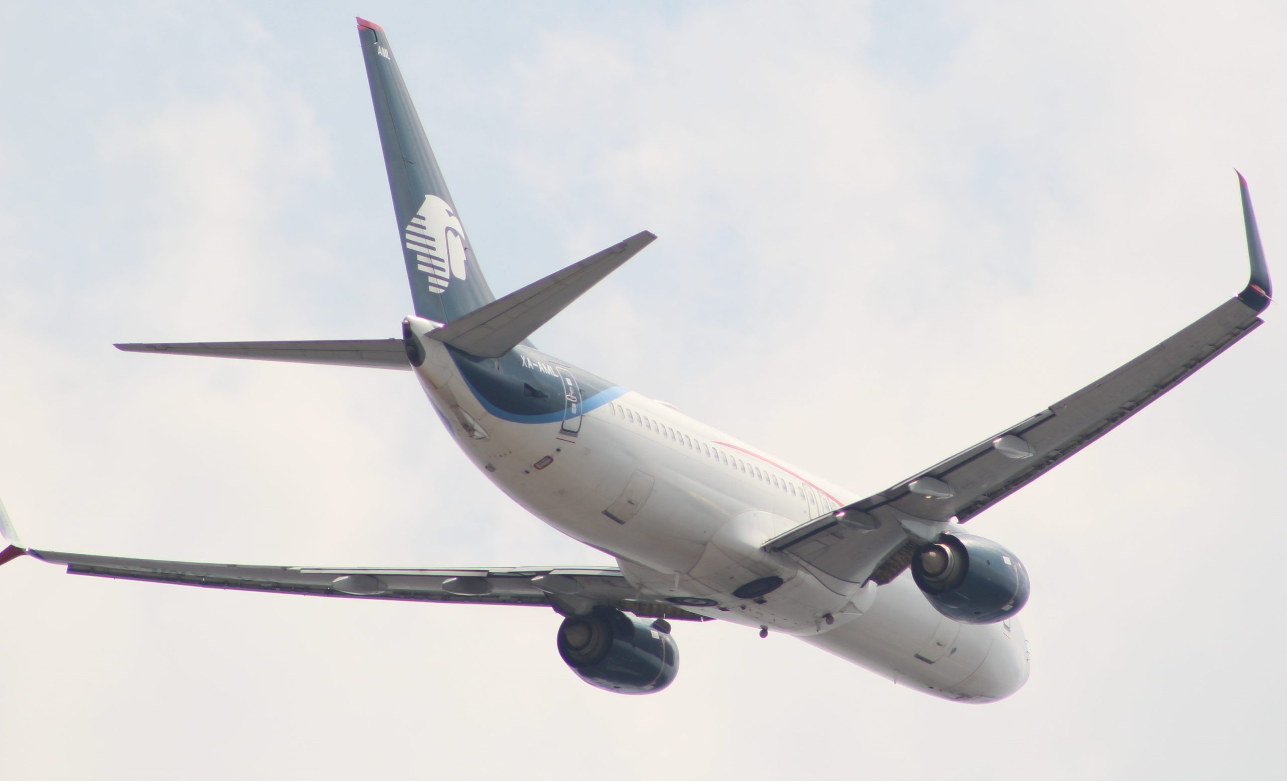 Gobierno de Trump revoca 13 rutas de aerolíneas mexicanas a EU