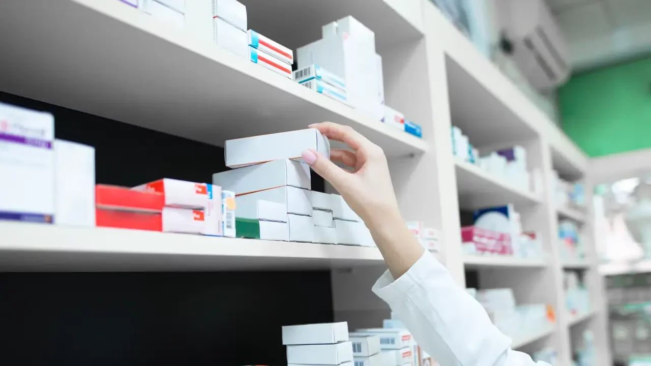 Fabricantes mundiales de medicamentos se apresuran a aumentar la presencia en EU ante la amenaza arancelaria