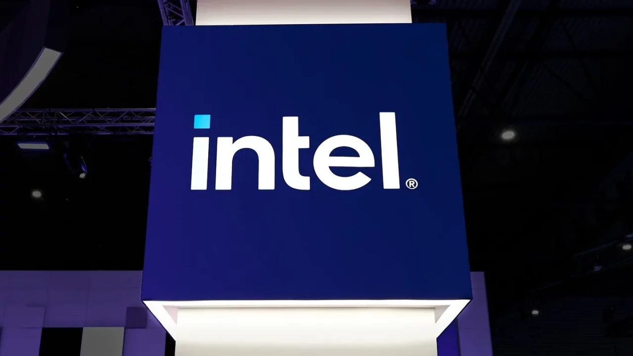 Intel ha probado herramientas de fabricación de chips de una empresa con una unidad china sancionada