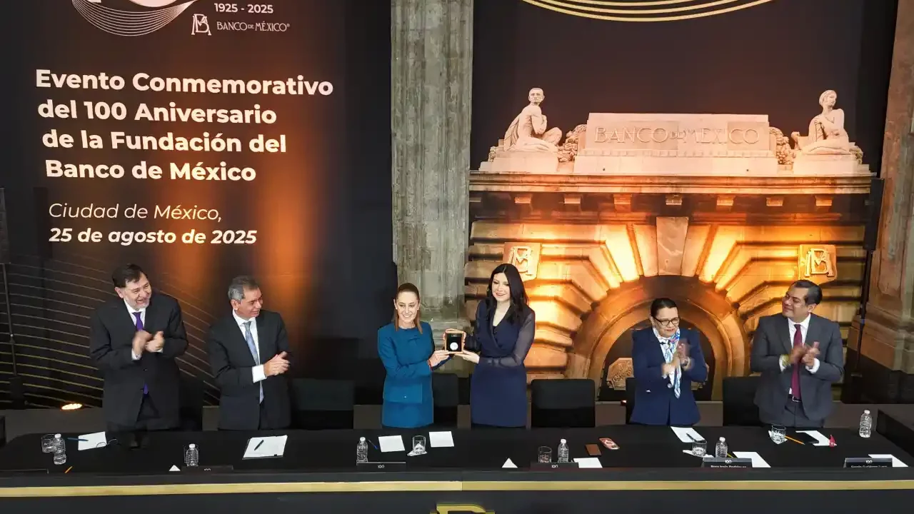 Autonomía y rigor de Banxico han protegido a las familias de la inflación y las crisis: Sheinbaum