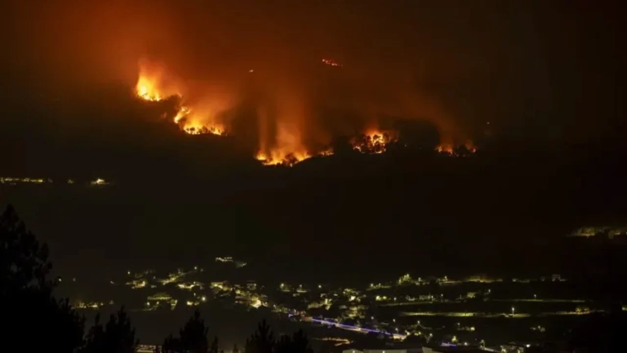 Mapa de megaincendios en España: 8 de más de 10,000 hectáreas en menos de 10 días