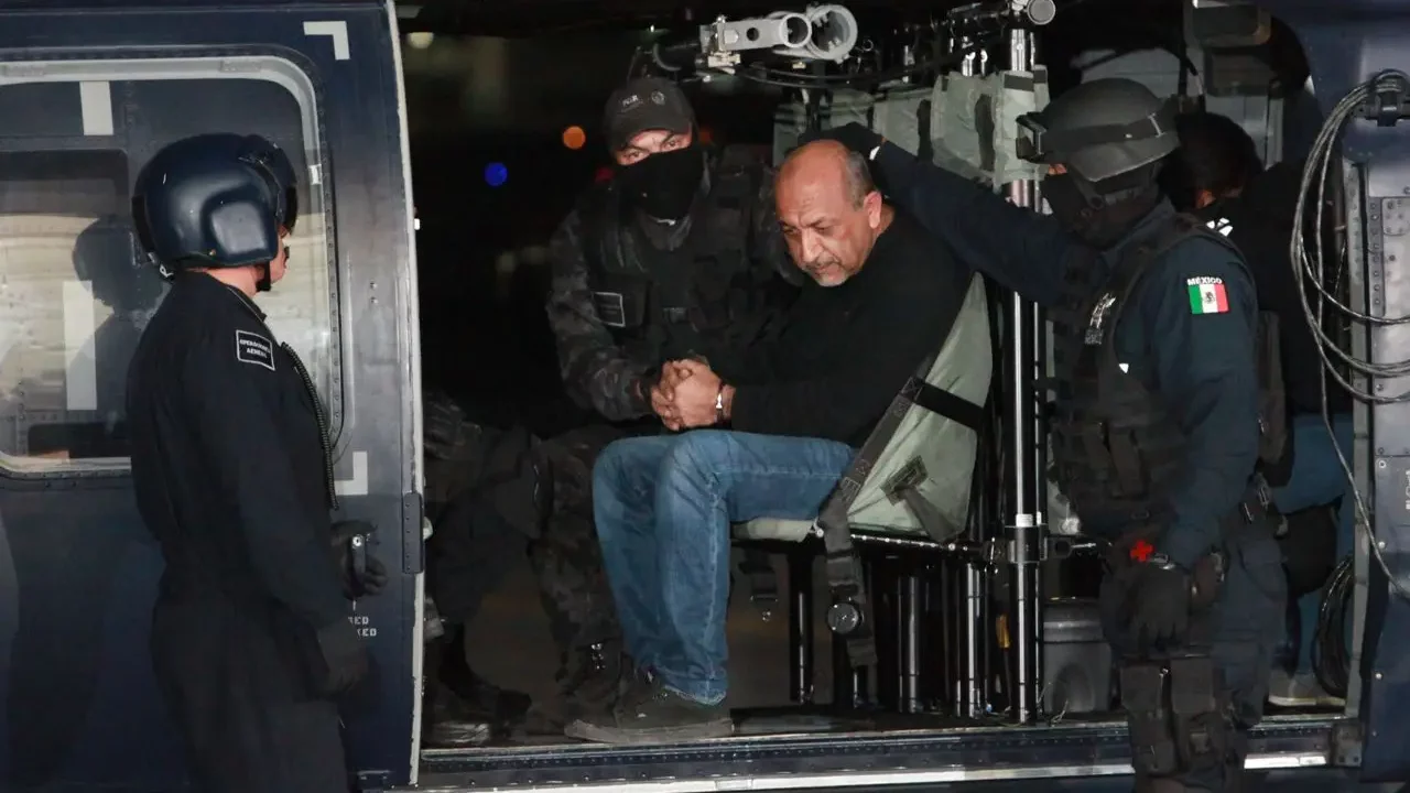 Presentan cargos en Nueva York contra tres de los 26 narcos enviados por México a EU
