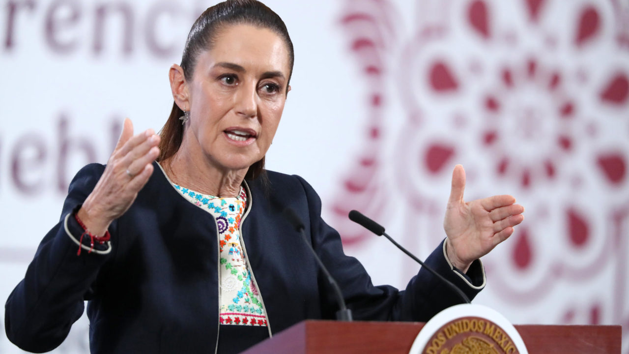Sheinbaum promete ‘cero impunidad’ tras caso de contrabando de combustible con funcionarios
