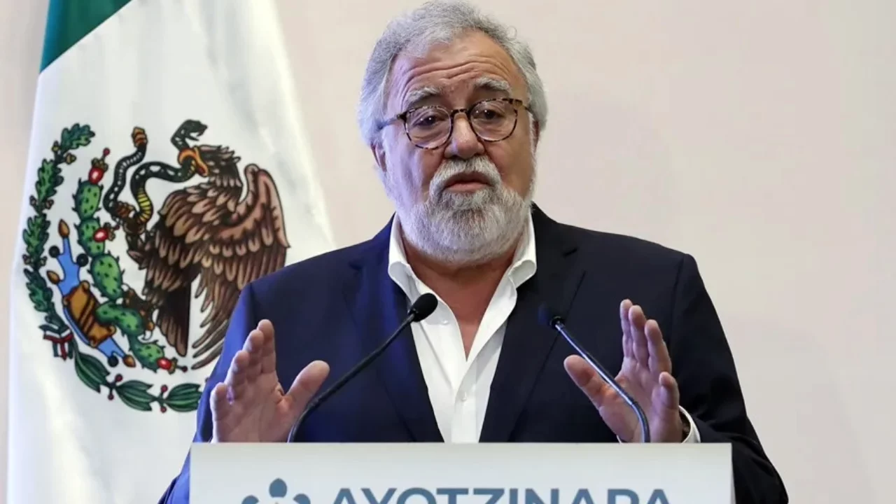 Claudia Sheinbaum designa a Alejandro Encinas como representante de México ante la OEA