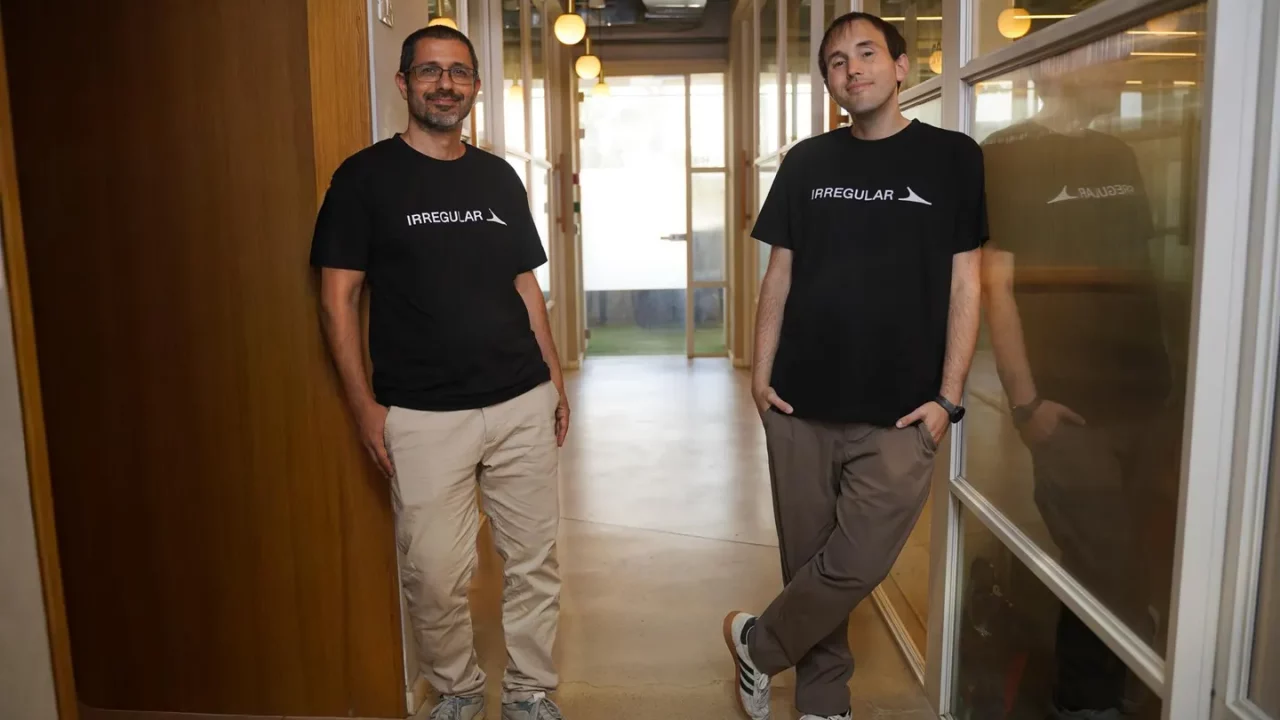 Anthropic y OpenAI pagan 450 mdd a esta startup para realizar pruebas de estrés a sus modelos de IA