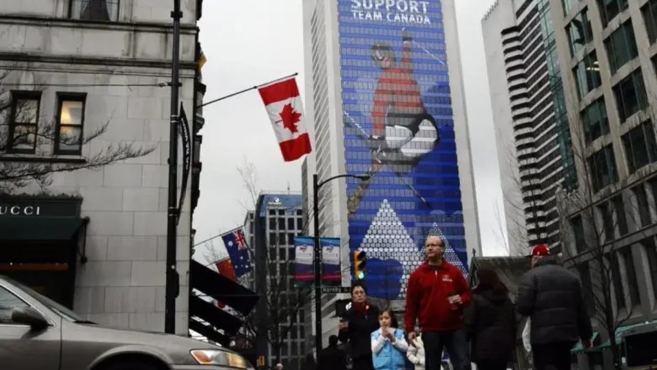 La tasa de desempleo en Canadá aumenta 7.1% en agosto empujada por la guerra arancelaria con EU