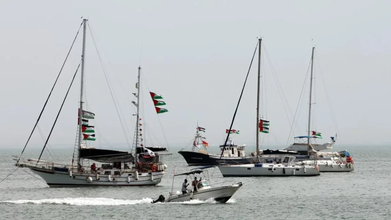 Gobierno repatria a mexicana detenida por Israel que viajaba en Flotilla Global Sumud