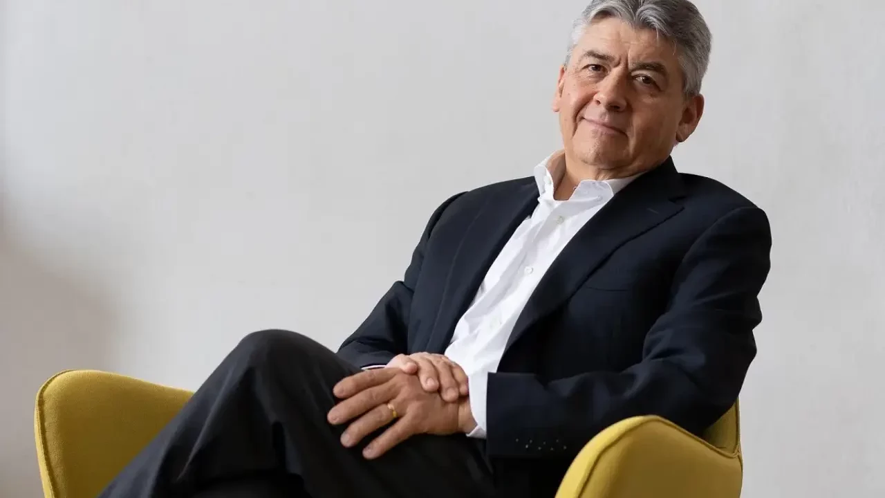 Sucesión en FEMSA: ‘El Diablo’ Fernández cede la dirección a su hijo José Fernández Garza-Lagüera