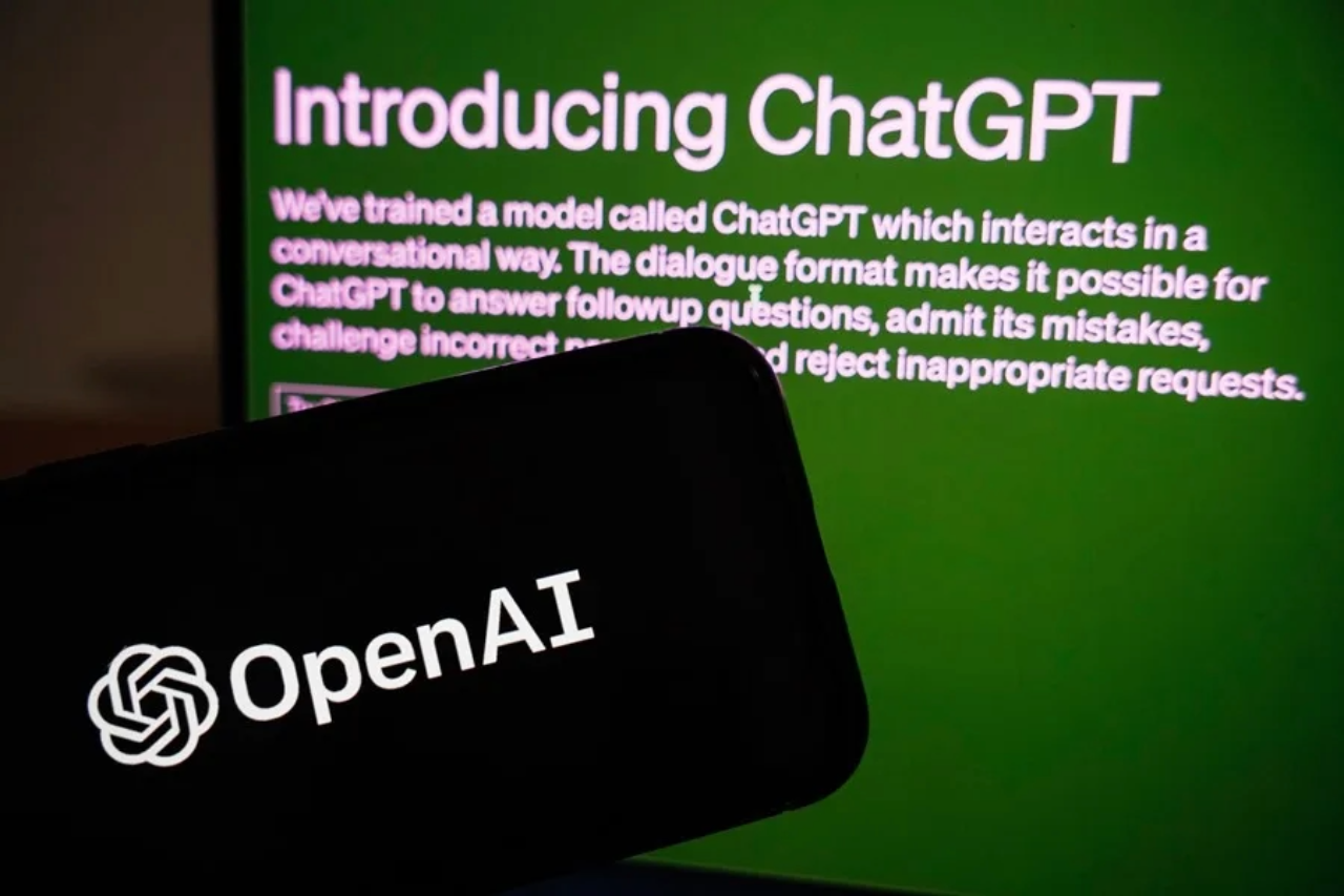 OpenAI explora opciones legales contra Apple