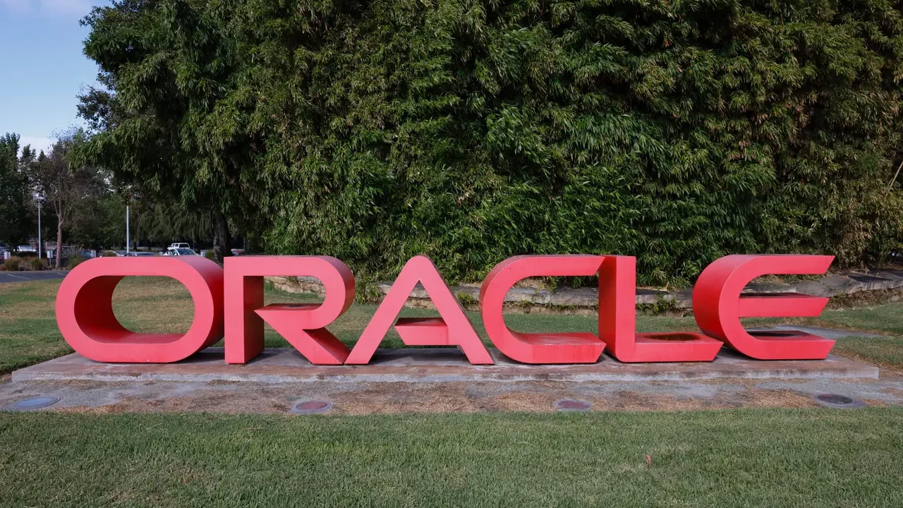 El tropiezo de Oracle afecta al sector de la IA, pero muchos siguen optimistas
