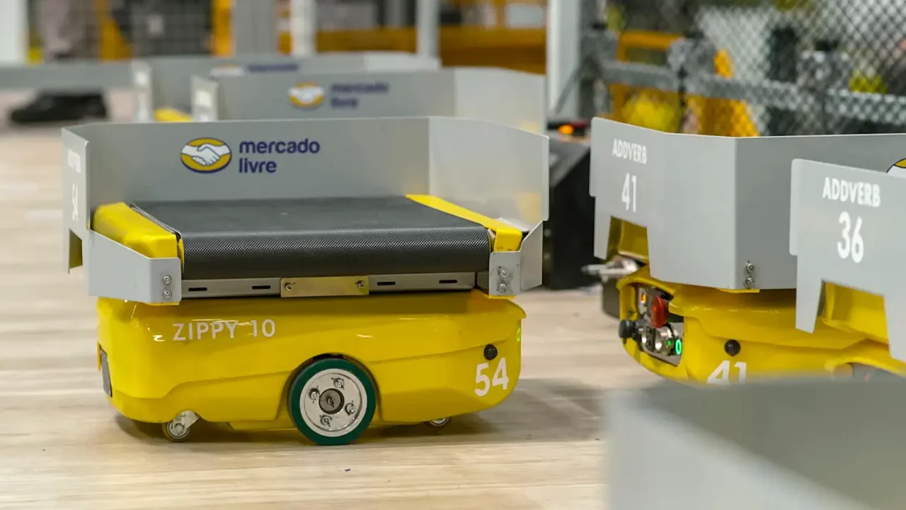 Mercado Libre usa robots para organizar productos en Brasil