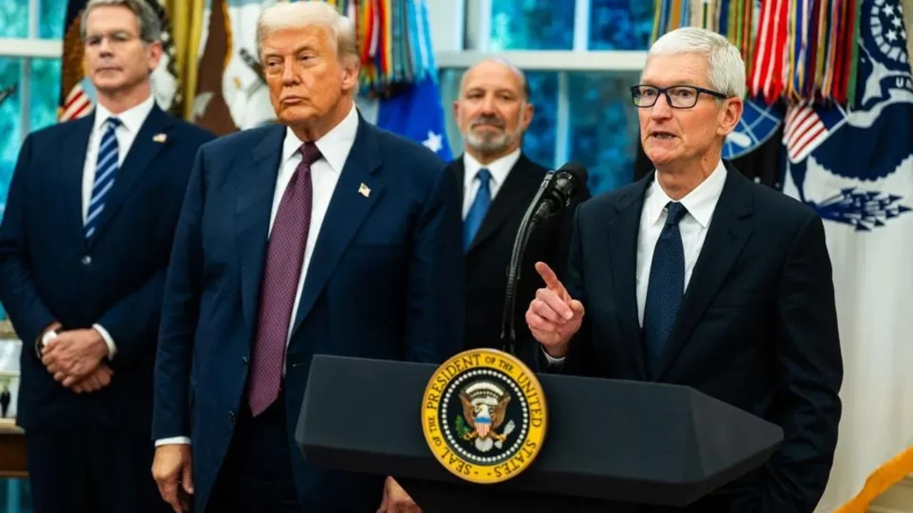 Trump recibirá a los multimillonarios Bill Gates, Tim Cook y Mark Zuckerberg en un evento en el Rose Garden esta noche