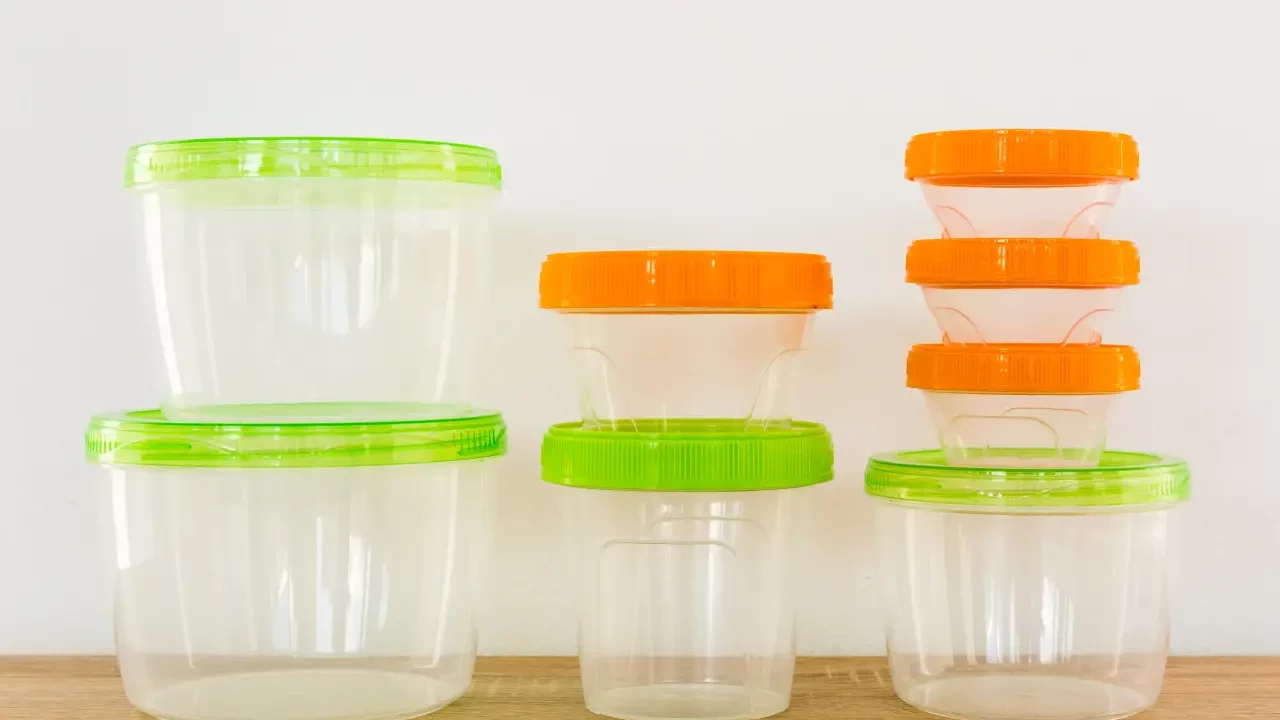 Presentan ‘Ley Tupperware’ para que vendedoras tengan seguridad social