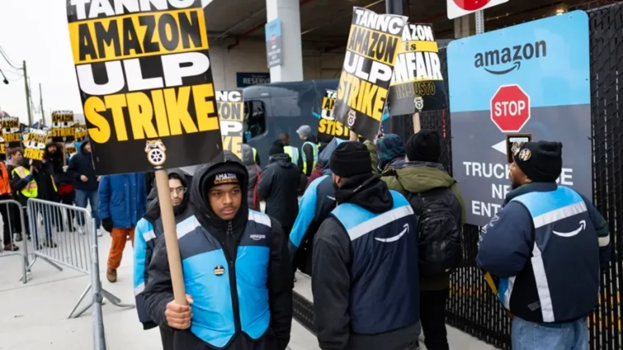 Amazon destinará más de 1,000 mdd en aumentos de salarios y atención médica en EU