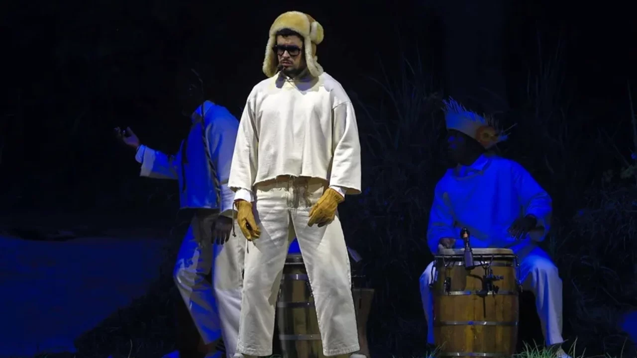 Trump dice que es ‘absolutamente ridículo’ que Bad Bunny actúe en el descanso del Superbowl