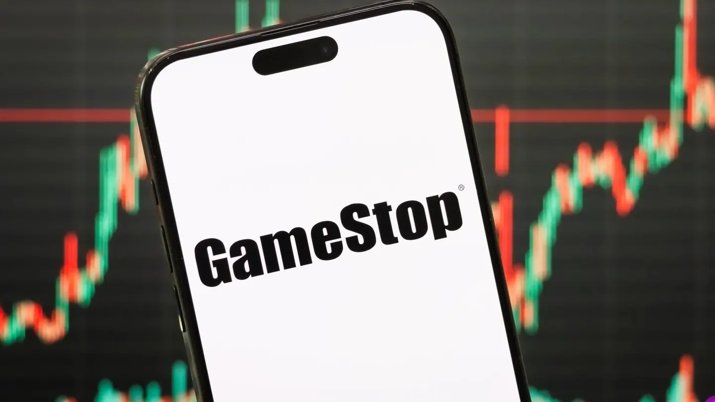 Acciones de GameStop suben un 7% después de que la Casa Blanca impulsó un posteo de la empresa en X con meme de Trump
