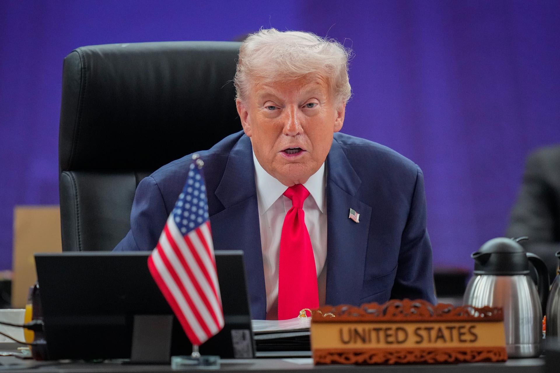 Pese a las expectativas Trump no habló del chip Blackwell de Nvidia con Xi