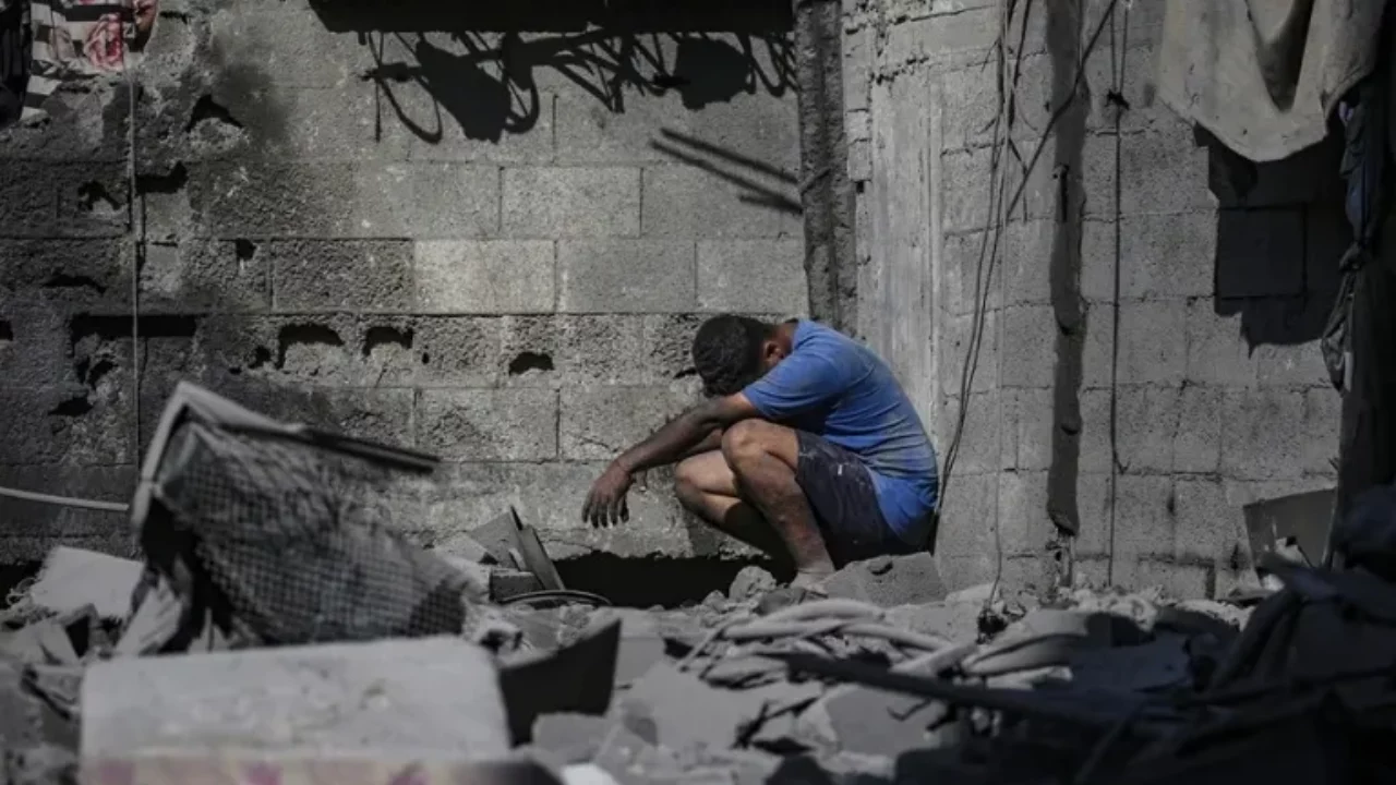 Israel dice que respetará tregua en Gaza pese a sus recientes ataques que han matado 104 palestinos