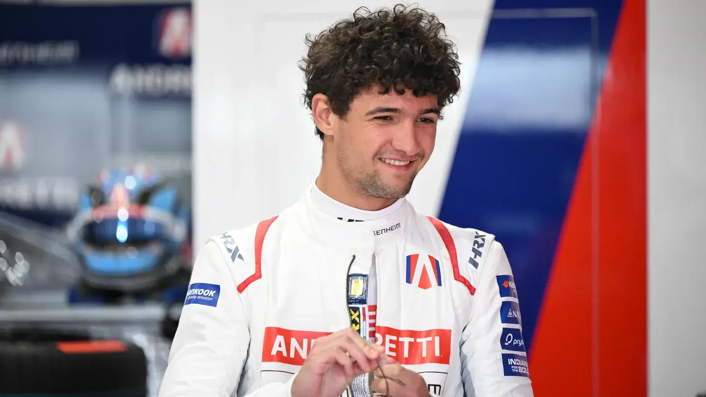 Jak Crawford, tercer piloto del equipo Aston Martin en 2026