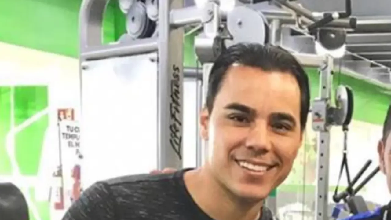 Hermana de Omar Bravo dice que denuncia por abuso sexual infantil es para ocultar fraude millonario