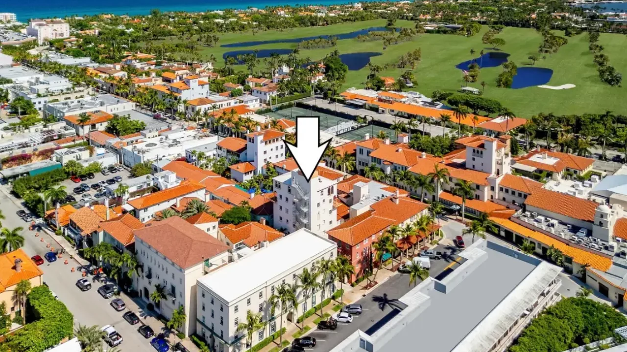 Esta torre de 38 millones de dólares en Palm Beach perteneció a una heredera de la minería del carbón (ver el interior)