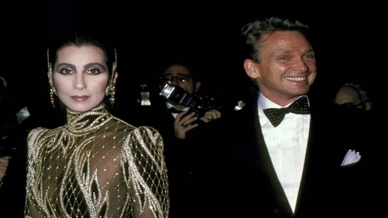 Diseñador de moda Bob Mackie demanda a JCPenney; menciona a Taylor Swift