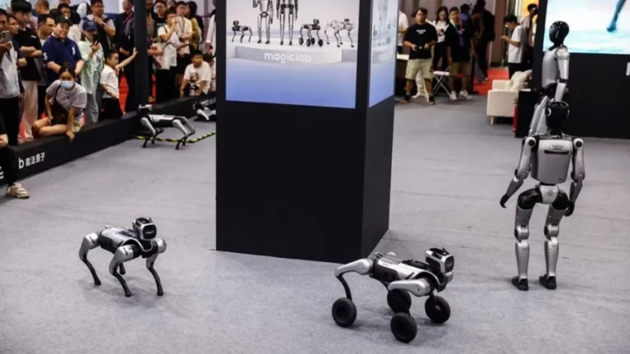 SoftBank comprará el negocio de robótica de ABB por 5,400 mdd para fusionar IA y robots