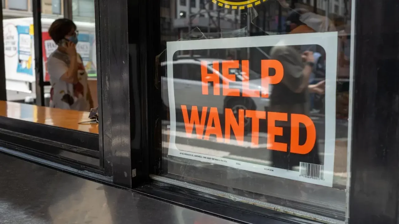 El cierre de gobierno genera un apagón de datos sobre empleo, pero Wall Street afirma que las cifras son desalentadoras
