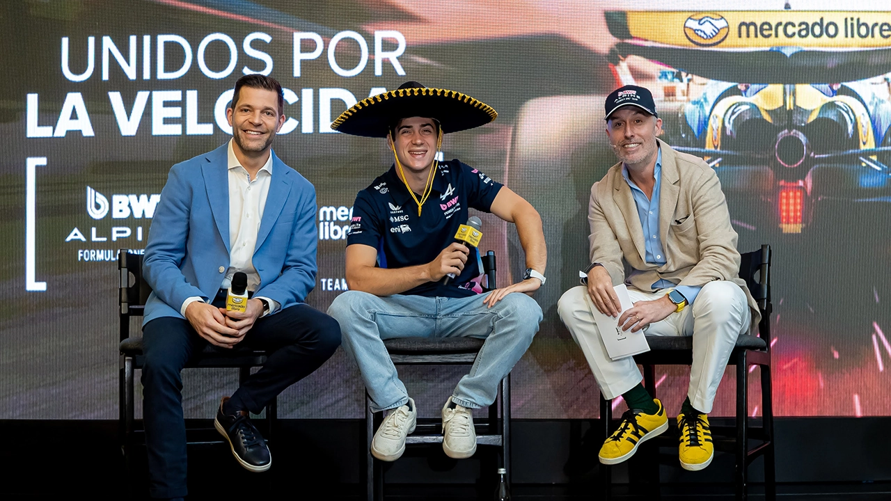 Franco Colapinto estrena los colores de Mercado Libre en el auto de BWT Alpine Formula One Team