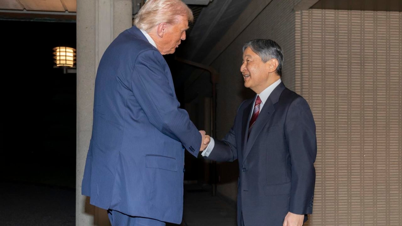 Trump recibe una bienvenida real en Japón; aumentan las esperanzas de tregua comercial con China