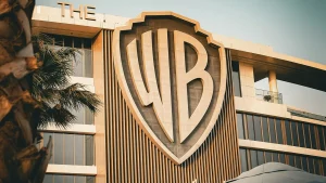 Warner Bros.-Paramount-inversión-FCC