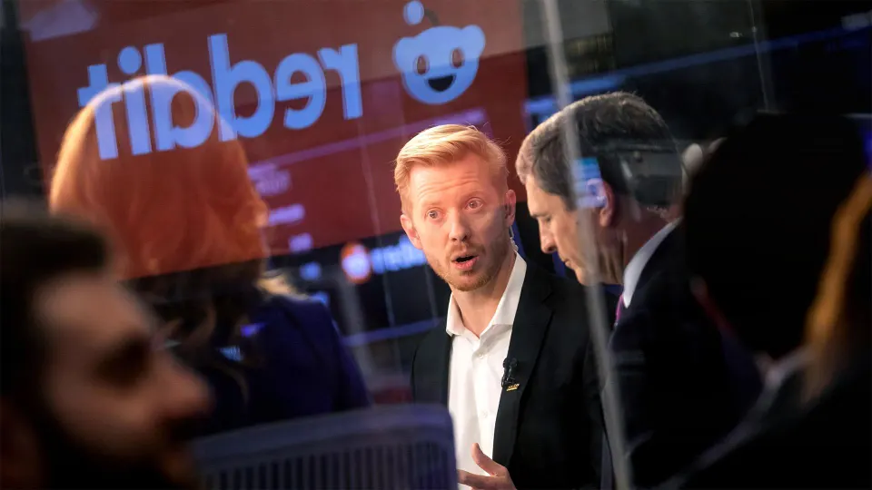 El CEO de Reddit debuta como multimillonario 20 años después de cofundar la empresa