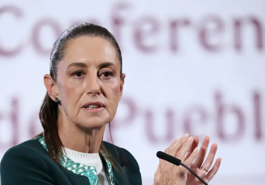 La FGR necesita transformarse para enfrentar huachicol y factureras, sostiene Sheinbaum