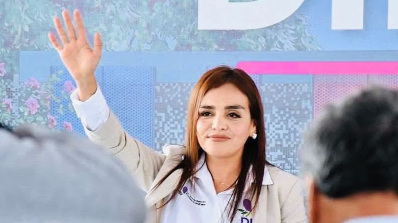 Alcaldesa Quiroz registra la marca ‘Carlos Manzo’ y el ‘Movimiento Independiente del Sombrero’