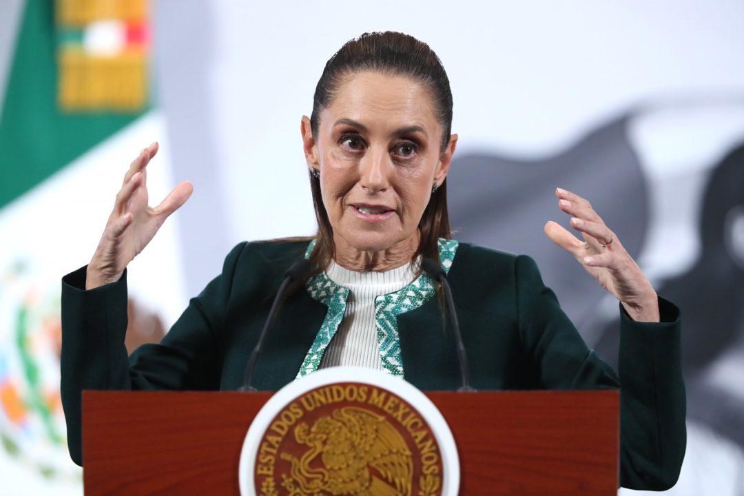 Sheinbaum pide a FGR informar sobre investigación a dueño de Miss Universo