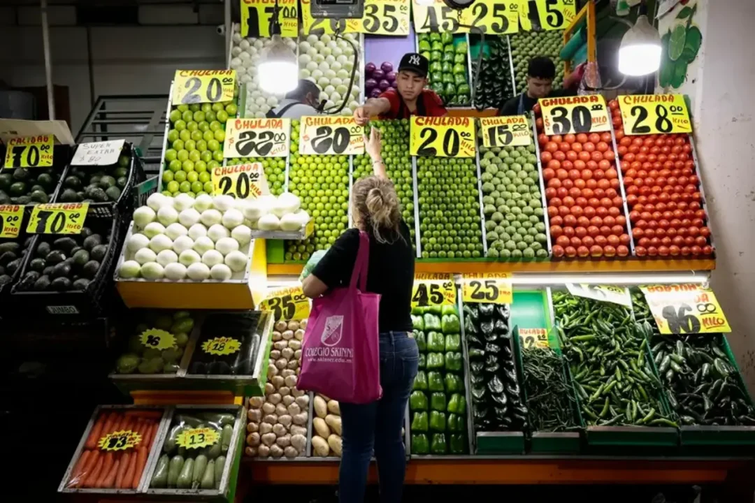Confianza del consumidor tiene menor nivel en más de tres años