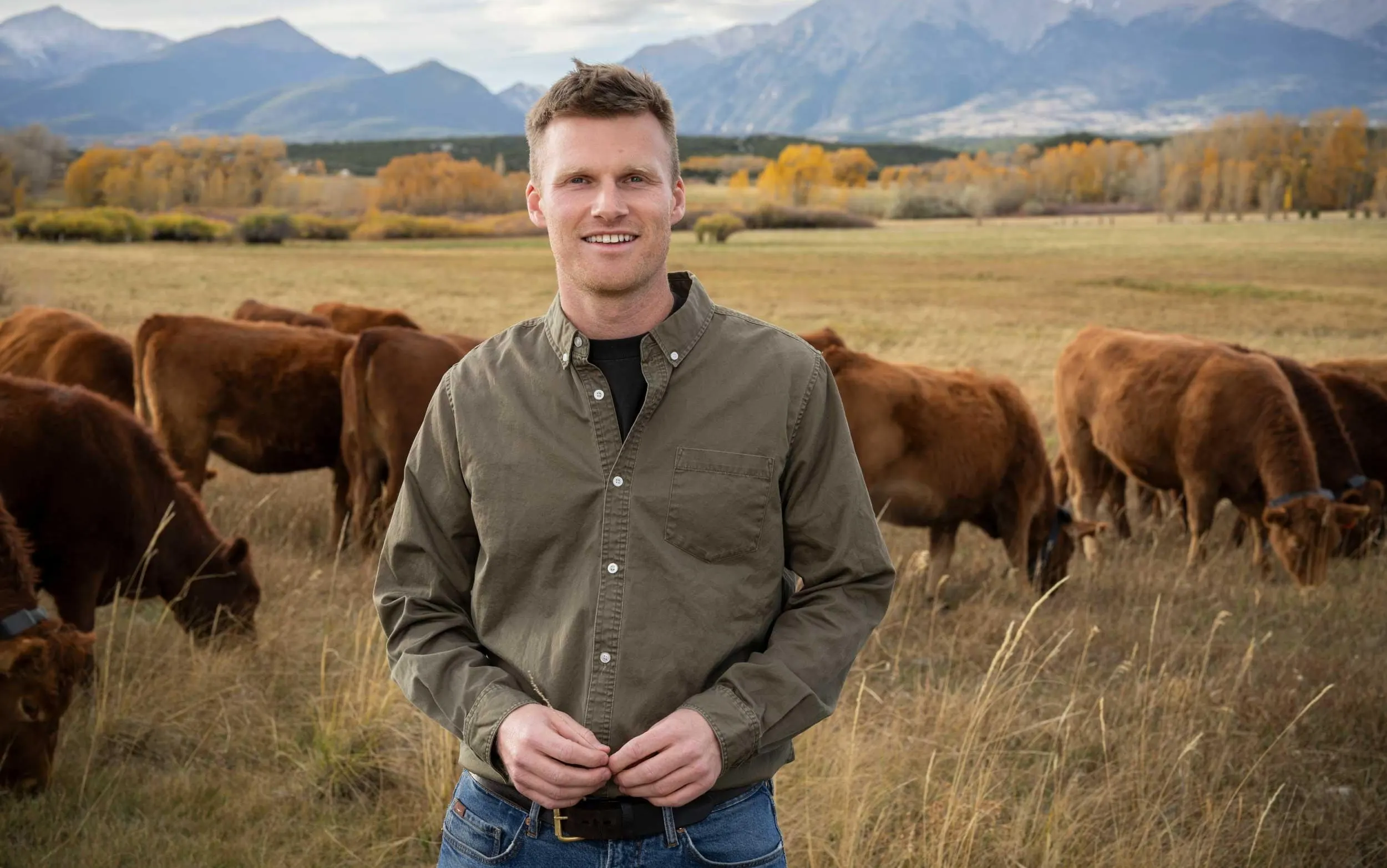 Collares inteligentes para vacas: Cómo este emprendedor de 31 años está transformando la ganadería