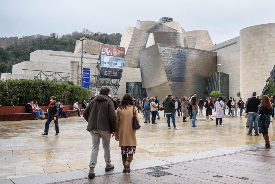 Lo que debes saber sobre Frank Gehry, el fallecido ‘arquitecto global’ autor del Guggenheim de Bilbao